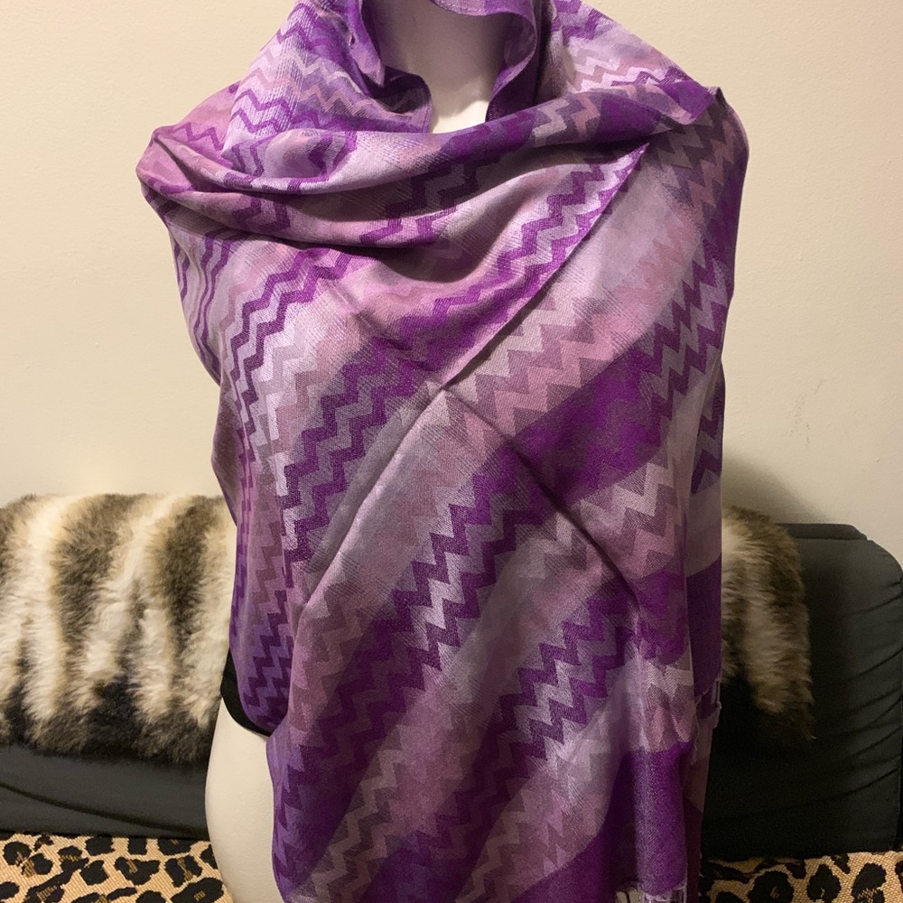 100% Genuine Purple Pashmina! Perfect for Easter!
